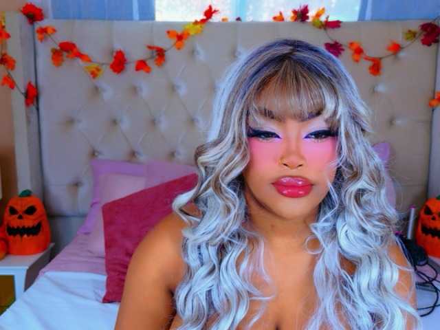 TiannahGlow