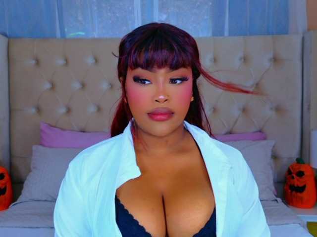 TiannahGlow