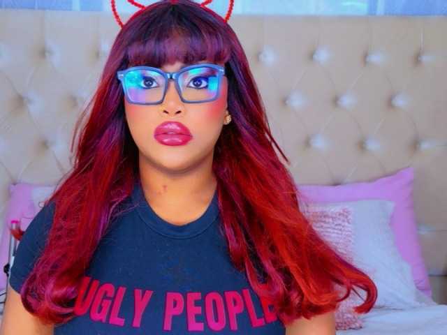 TiannahGlow
