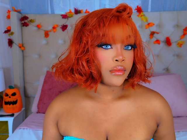 TiannahGlow live cam on BongaCams
