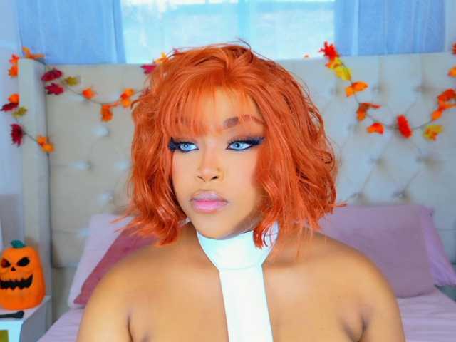 TiannahGlow live cam on BongaCams