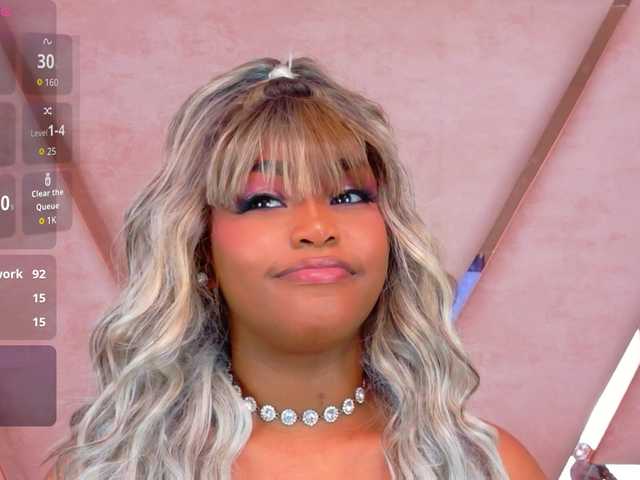 TiannahGlow live cam on BongaCams