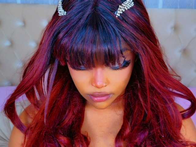 TiannahGlow