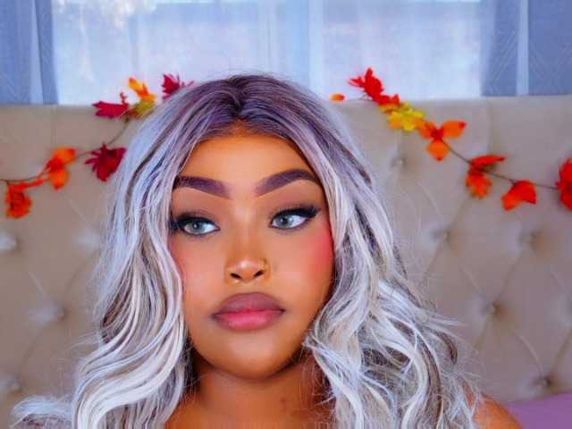 TiannahGlow