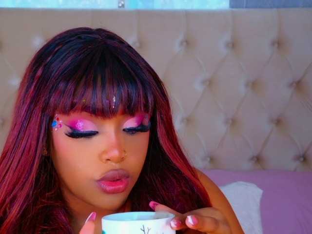 TiannahGlow