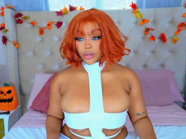 TiannahGlow live cam on BongaCams