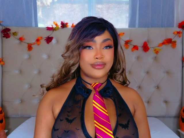 TiannahGlow