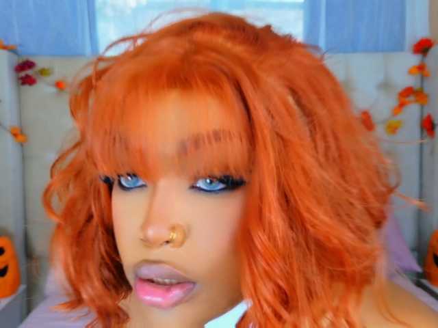 TiannahGlow live cam on BongaCams