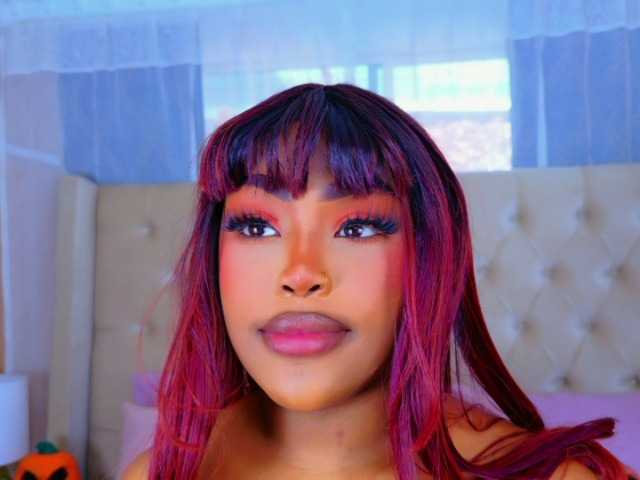 TiannahGlow