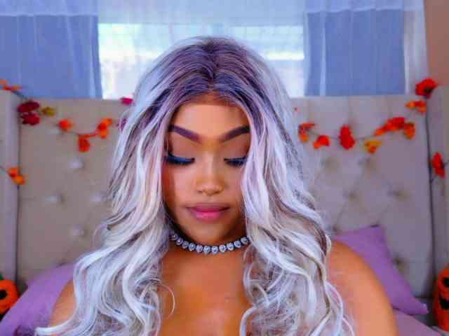 TiannahGlow