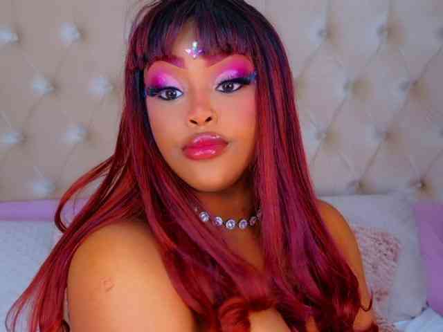 TiannahGlow
