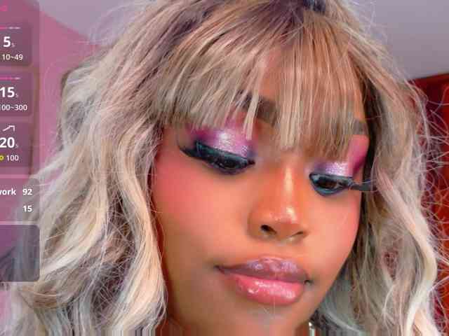 TiannahGlow