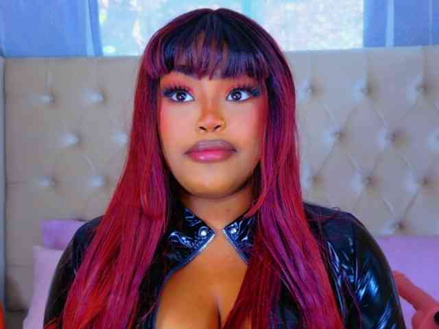 TiannahGlow