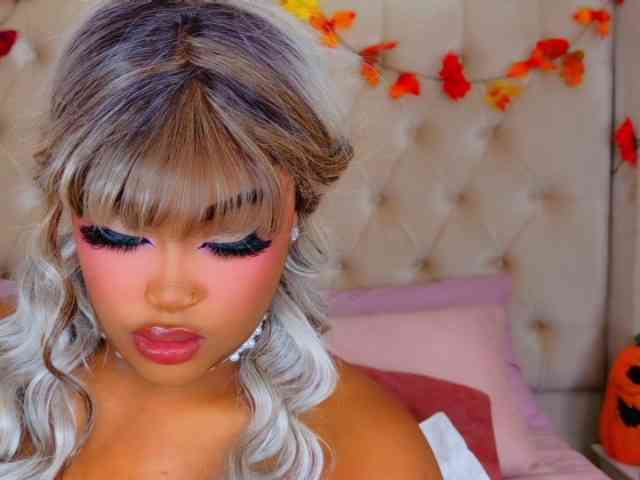 TiannahGlow