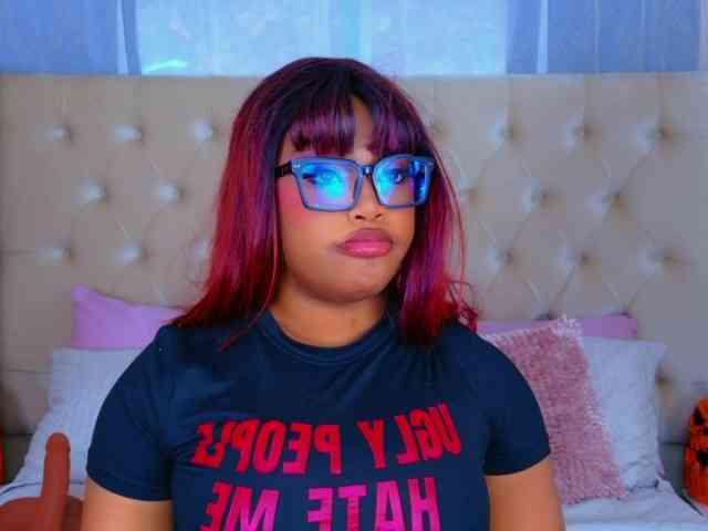 TiannahGlow