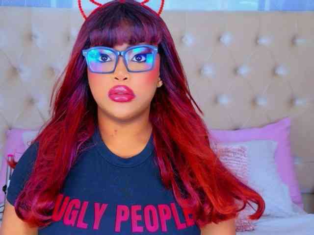 TiannahGlow