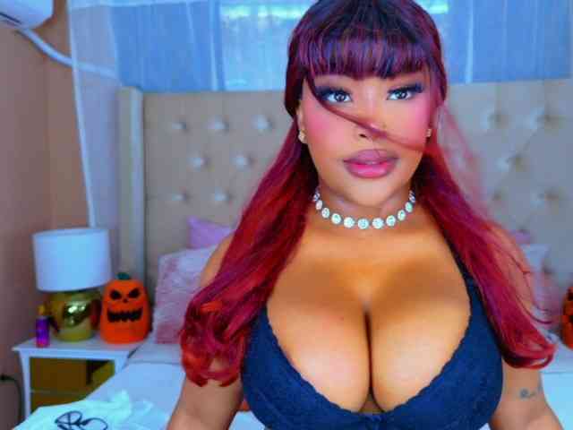TiannahGlow