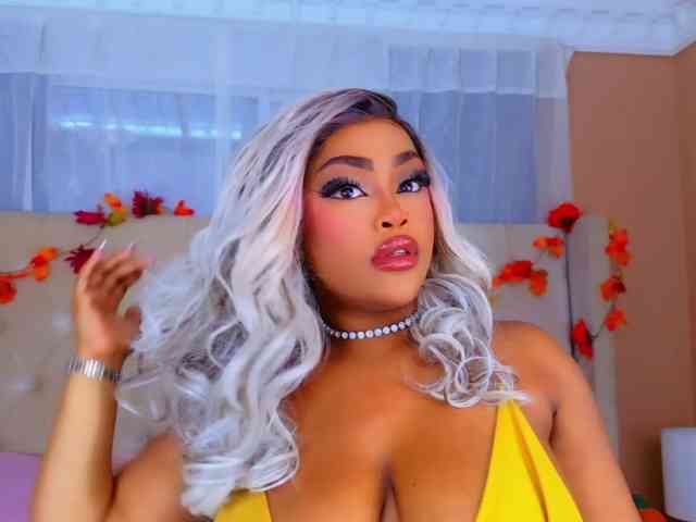 TiannahGlow