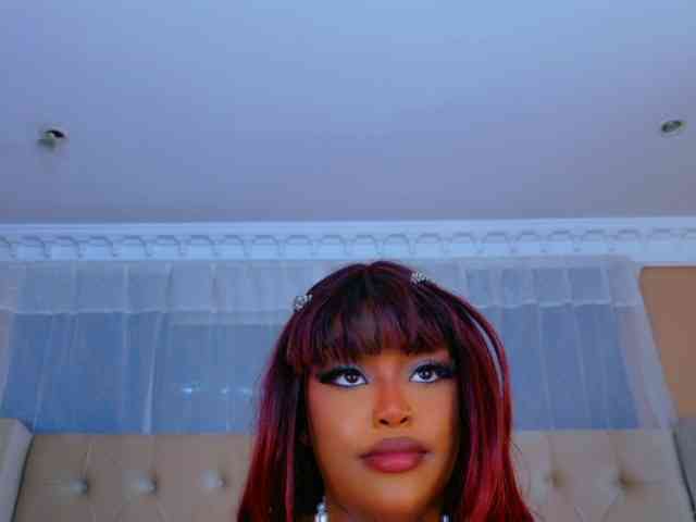 TiannahGlow