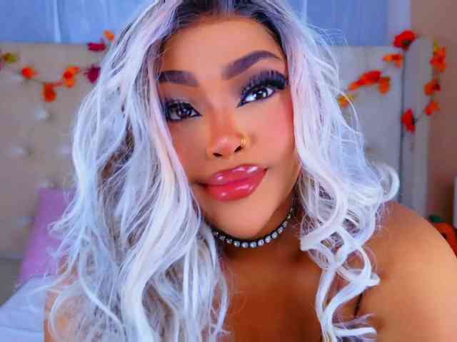 TiannahGlow