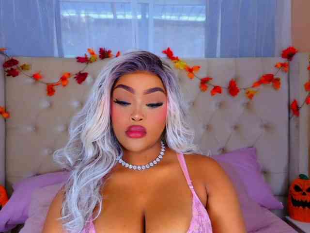 TiannahGlow
