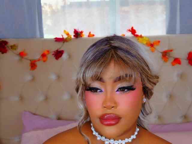 TiannahGlow