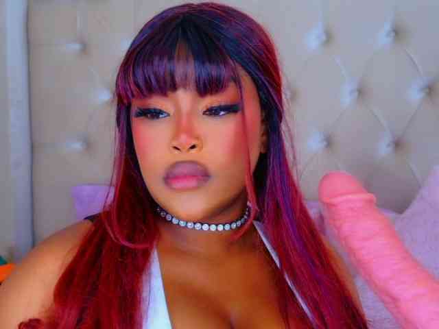 TiannahGlow