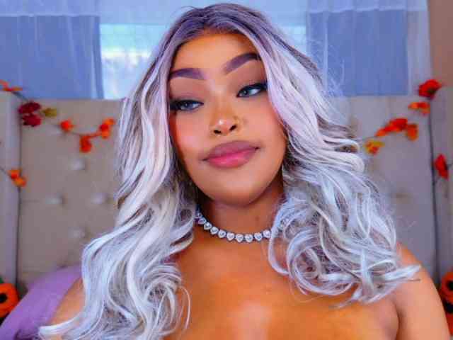 TiannahGlow
