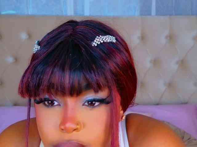 TiannahGlow