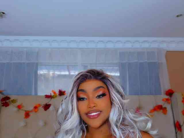 TiannahGlow
