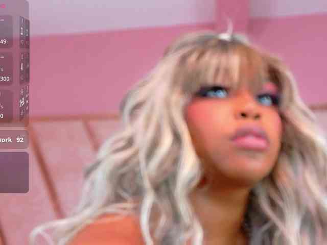 TiannahGlow Sex Cam Show