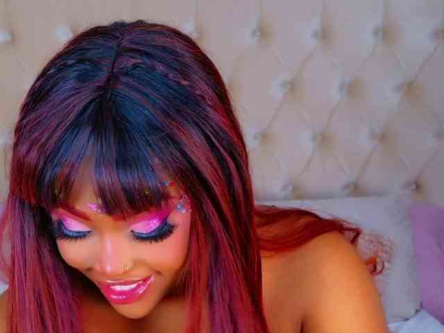 TiannahGlow