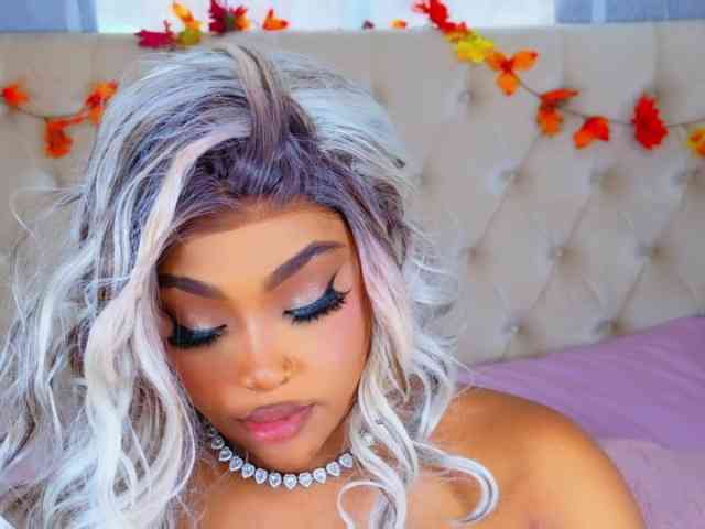 TiannahGlow
