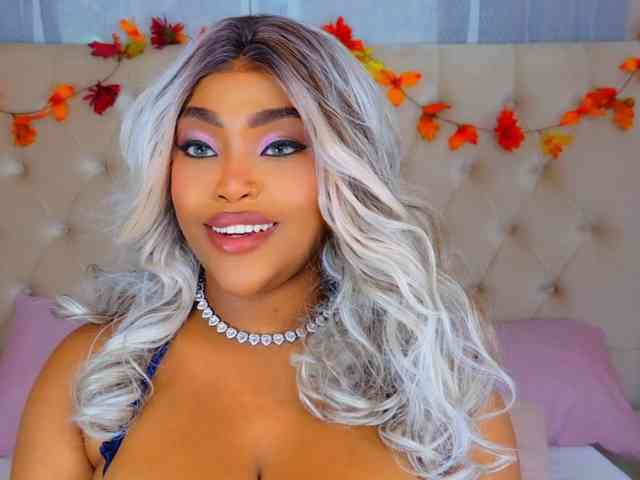 TiannahGlow
