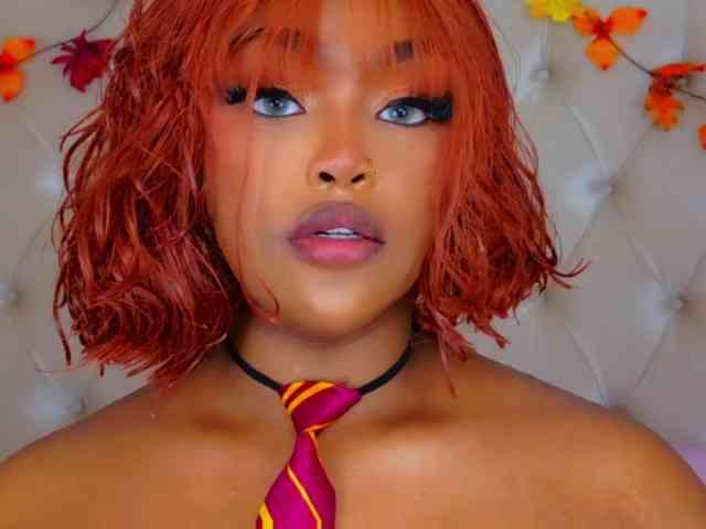 TiannahGlow