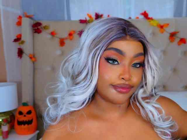 TiannahGlow TiannahGlow