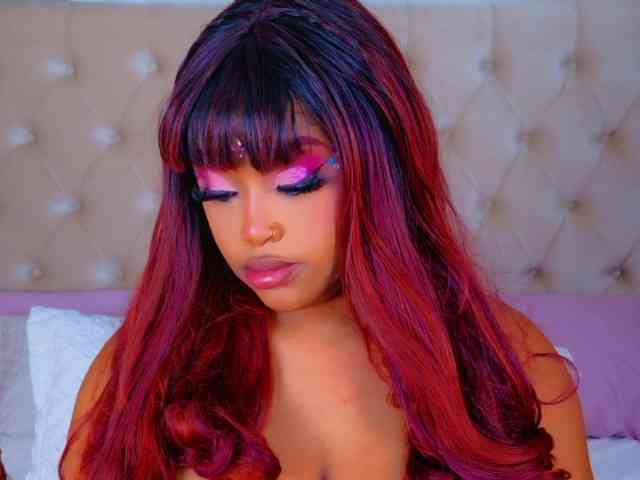 TiannahGlow