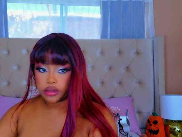 TiannahGlow