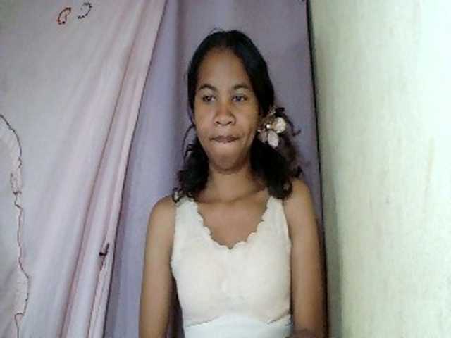 ginah7 live cam on BongaCams