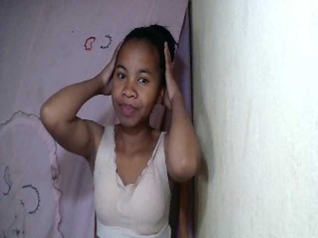 ginah7 live cam on BongaCams