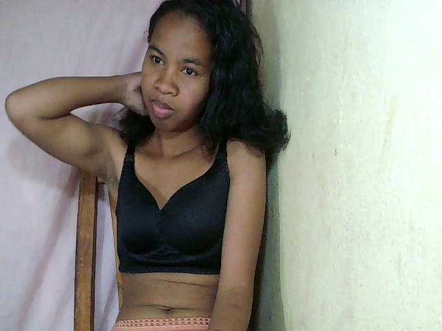 ginah7 live webcam show