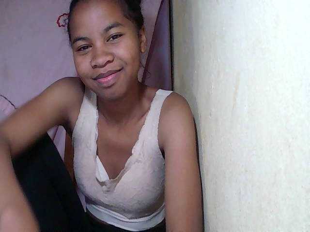 ginah7 live cam on BongaCams