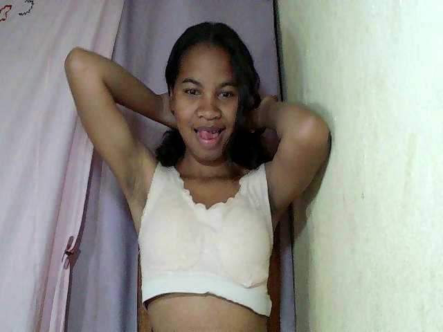ginah7 live cam on BongaCams