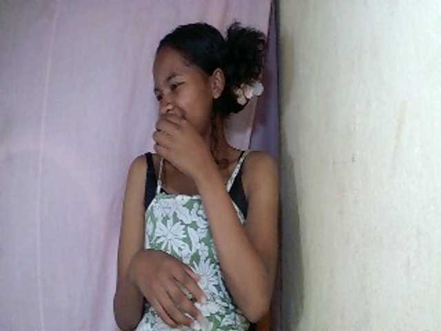 ginah7 live cam on BongaCams