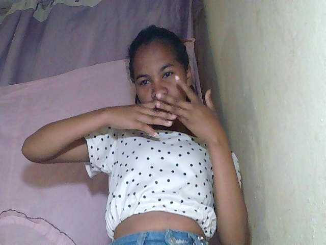 ginah7 live cam on BongaCams