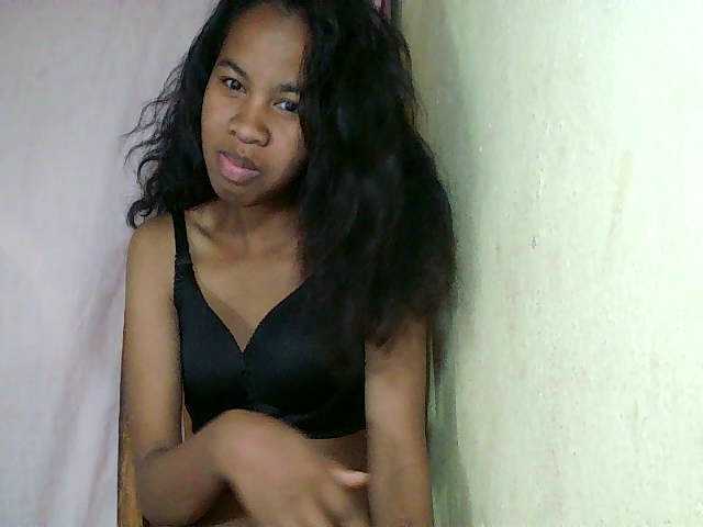 ginah7 live webcam show