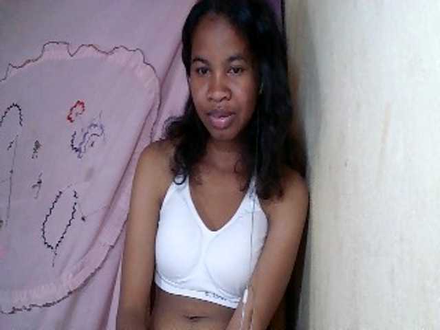 ginah7 live cam on BongaCams
