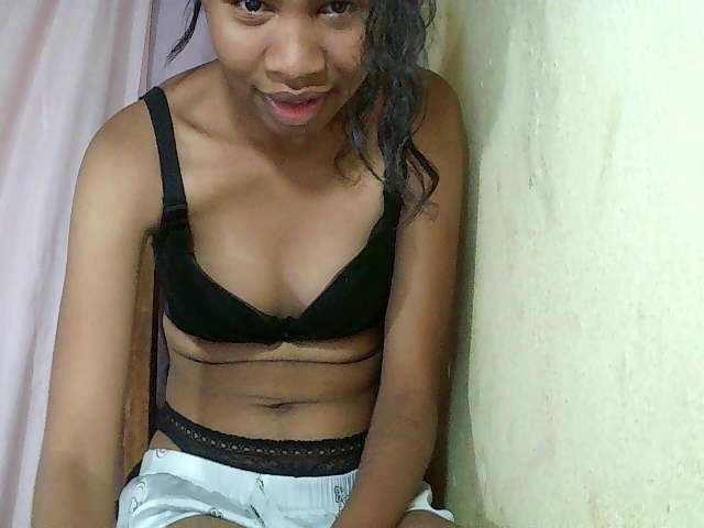 ginah7 live webcam show