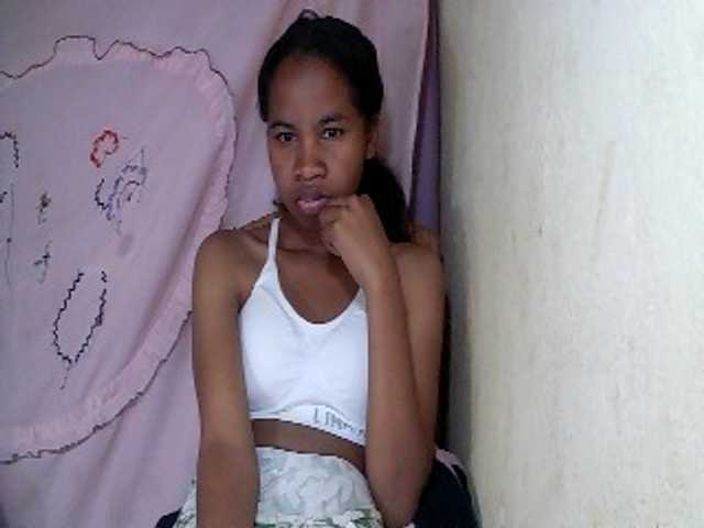 ginah7 live webcam show