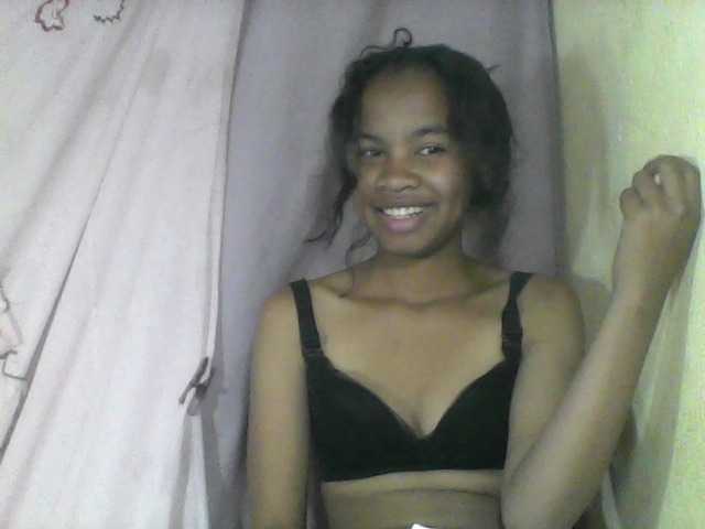 ginah7 live cam on BongaCams